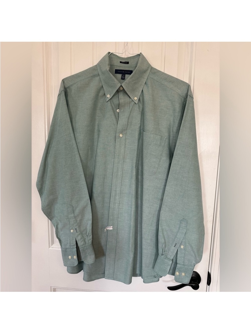 Tommy Hilfiger Light Mint Green Button-Down Dress Shirt